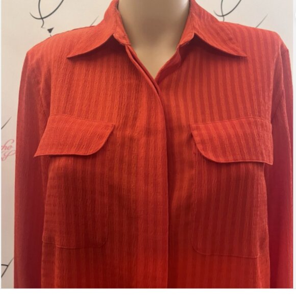 Joanna. Size XL. Pockets with Flaps. Poly. Hidden Button Placket. Red. B48 - Picture 2 of 4